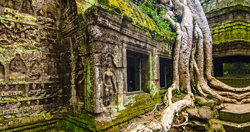 Siem Reap and Phnom Penh Highlights in 5 days from Angkor Wat
